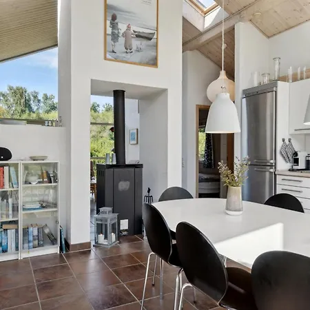 Henrika - 300m From The Sea By Interhome Glesborg