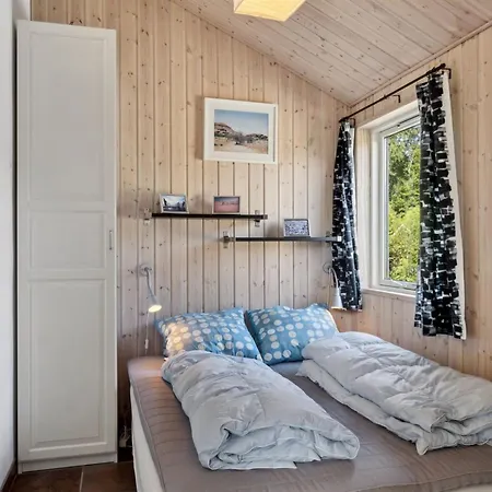 Holiday home Henrika - 300m From The Sea By Interhome *
